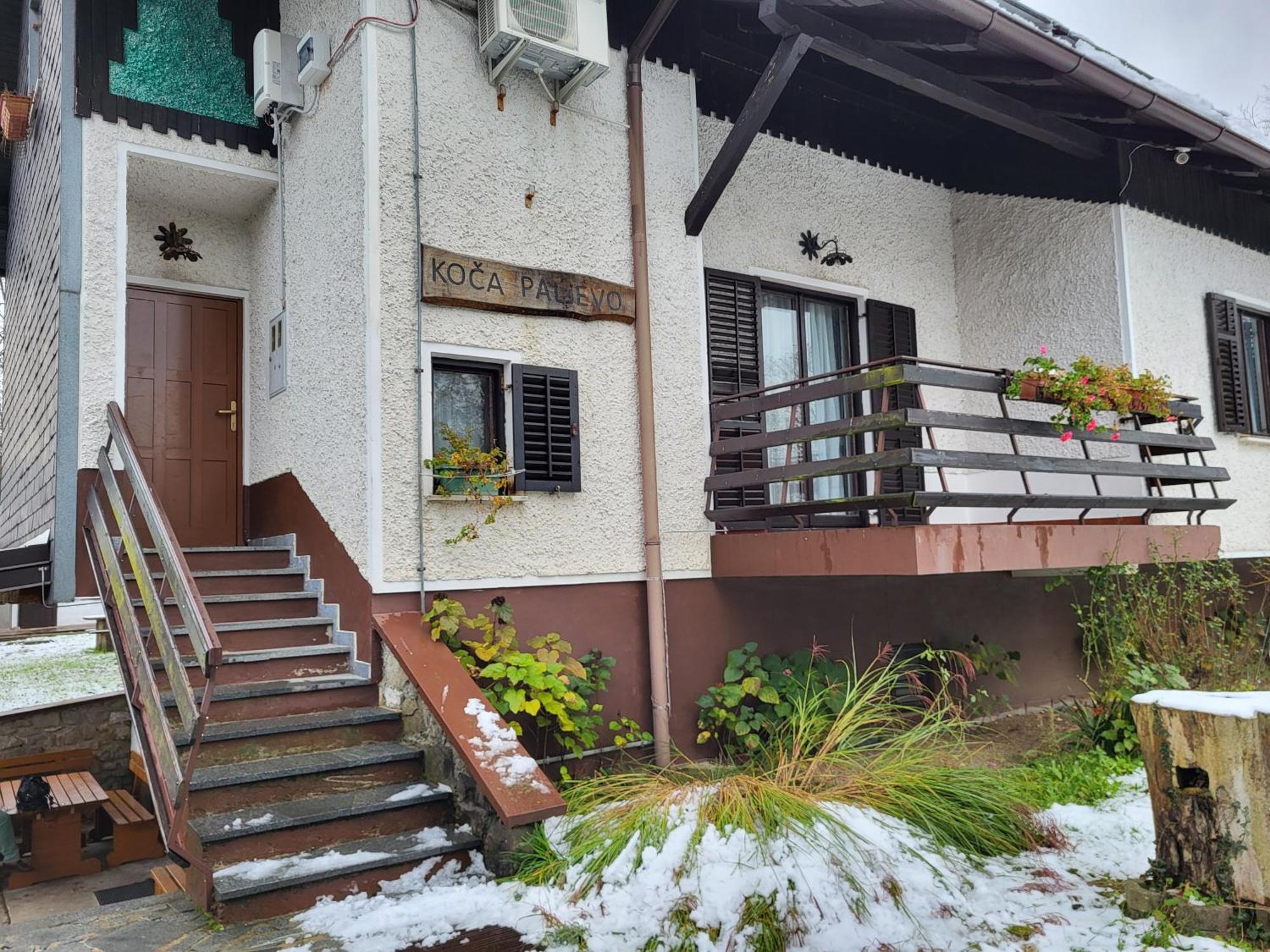 Hotel Koca Sredi Gozda Kanal Exterior foto